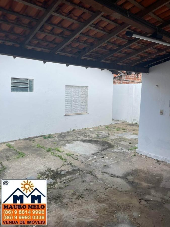 Casa à venda com 5 quartos, 300m² - Foto 3