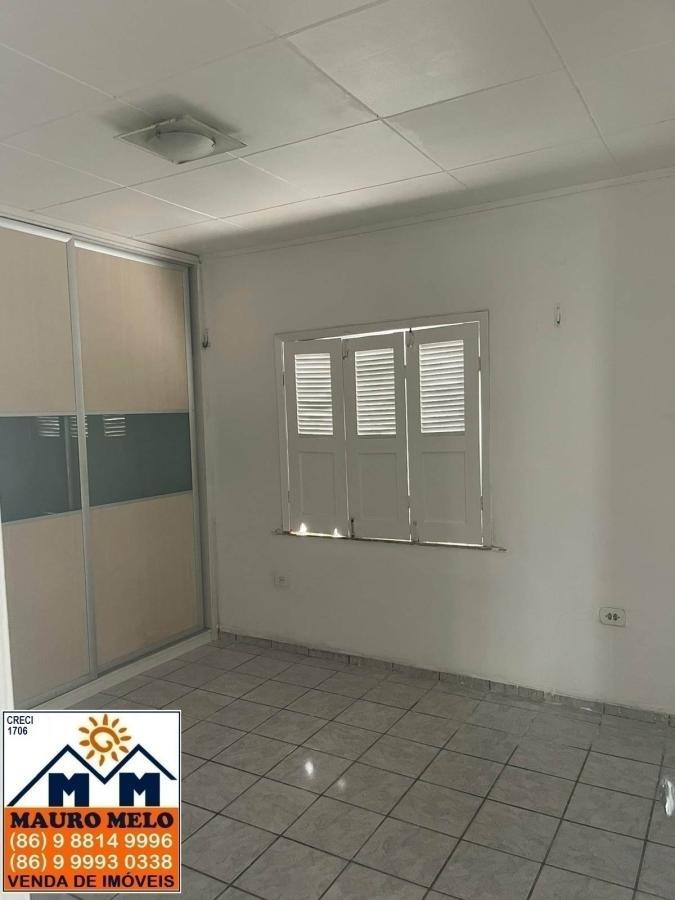 Casa à venda com 5 quartos, 300m² - Foto 5