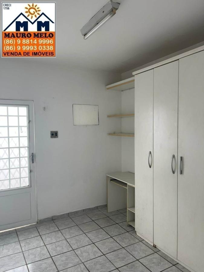 Casa à venda com 5 quartos, 300m² - Foto 9