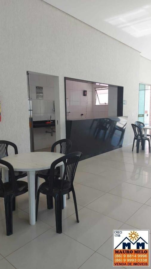 Apartamento à venda com 2 quartos, 80m² - Foto 9