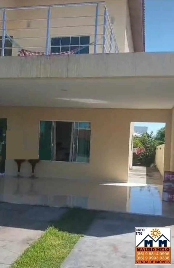 Casa de Condomínio à venda com 4 quartos, 254m² - Foto 2