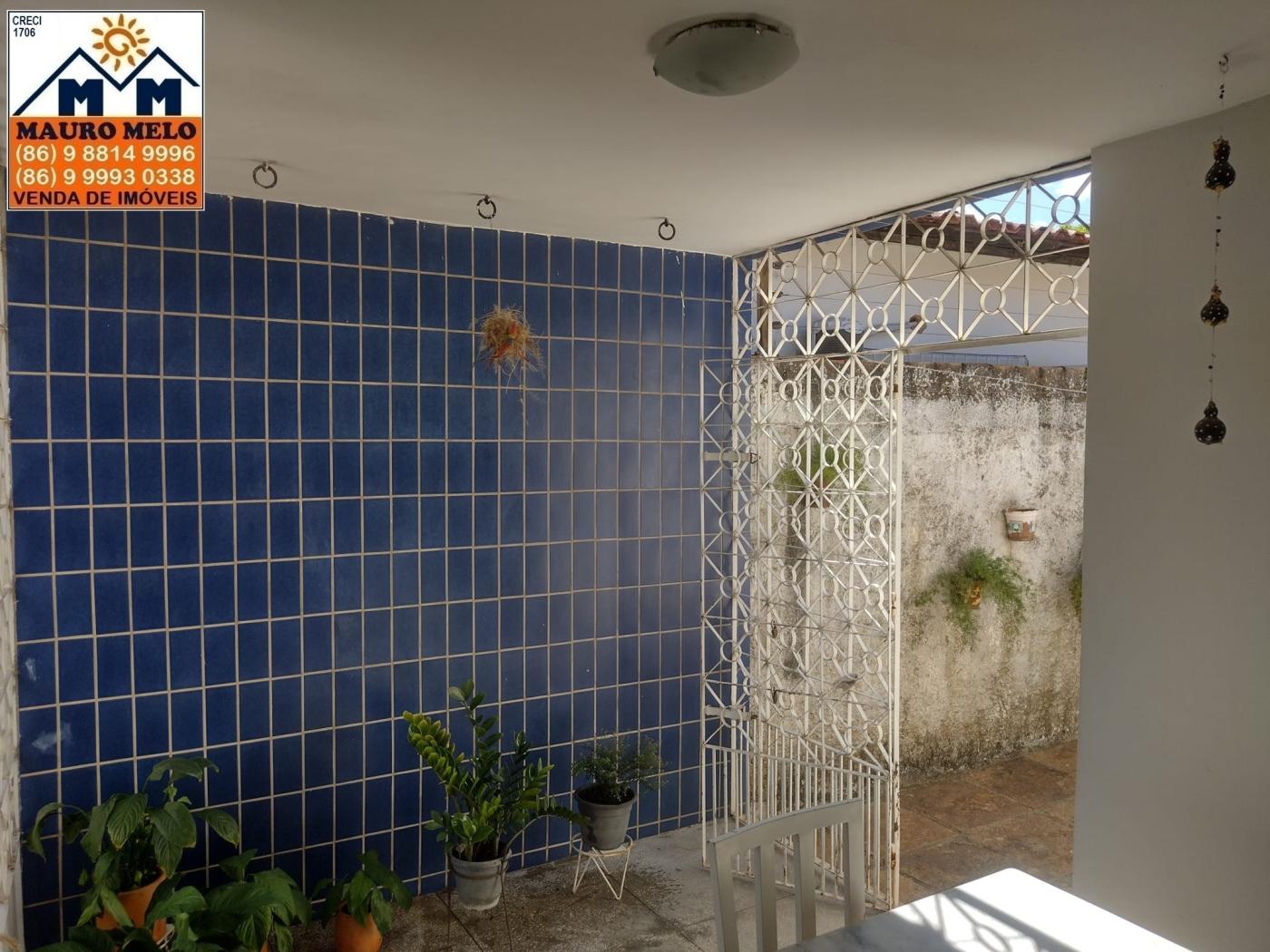 Casa à venda com 3 quartos, 390m² - Foto 4