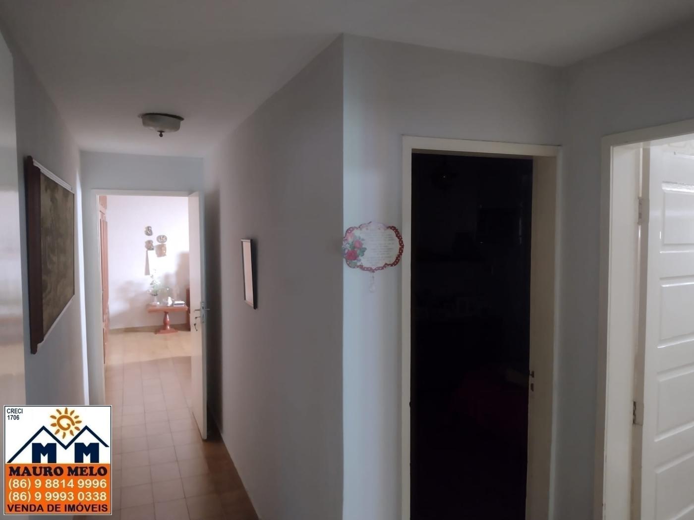 Casa à venda com 3 quartos, 390m² - Foto 5