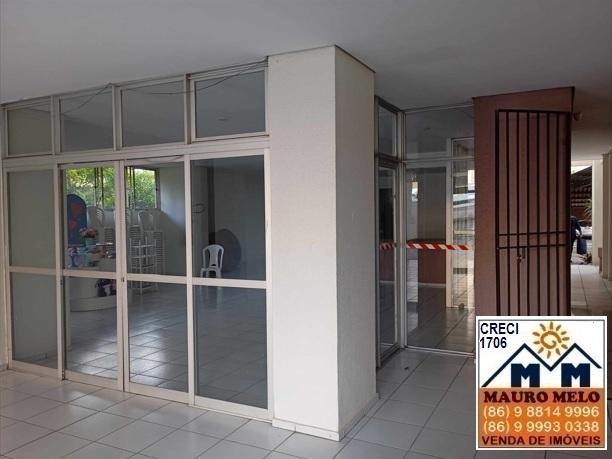 Apartamento à venda com 3 quartos, 125m² - Foto 2